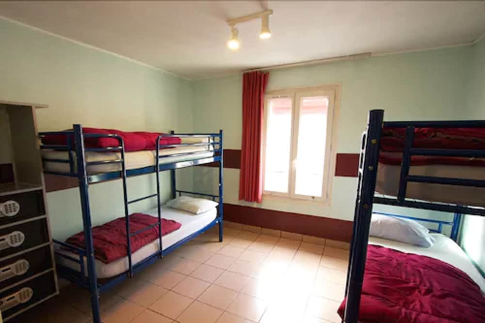 Shared Dormitory, Private Bathroom (for 4 people) photo 3