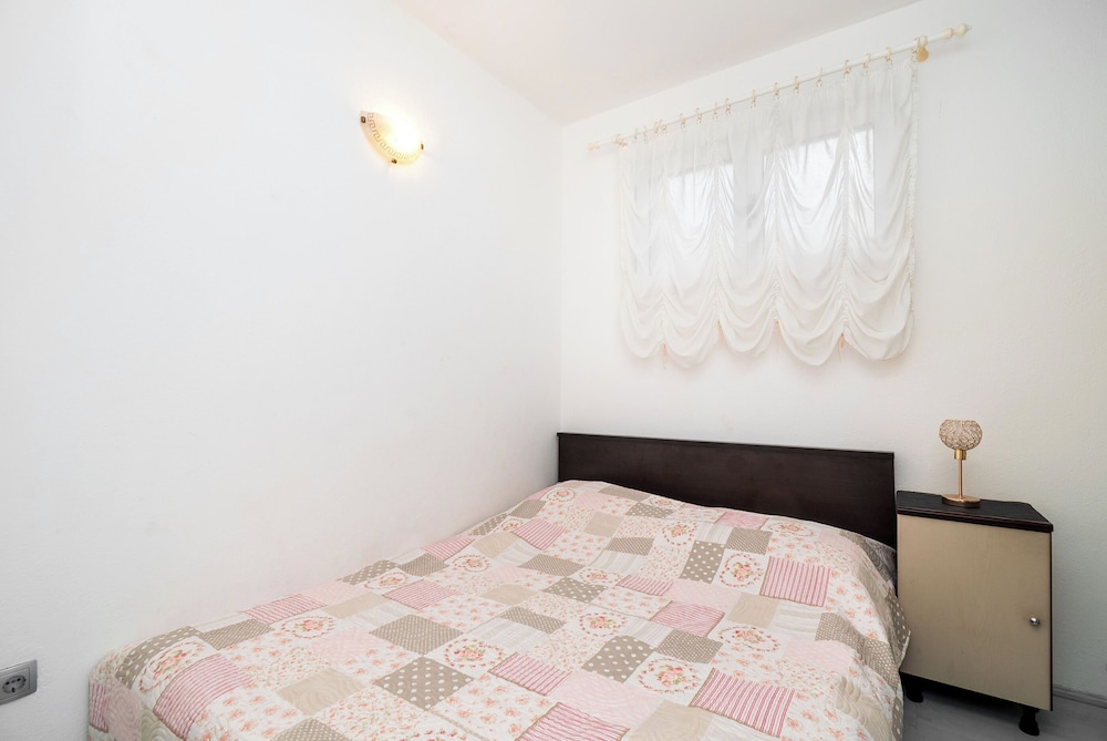 Apartment (A1)