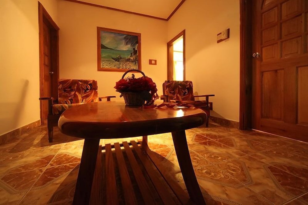 Bungalow photo 2
