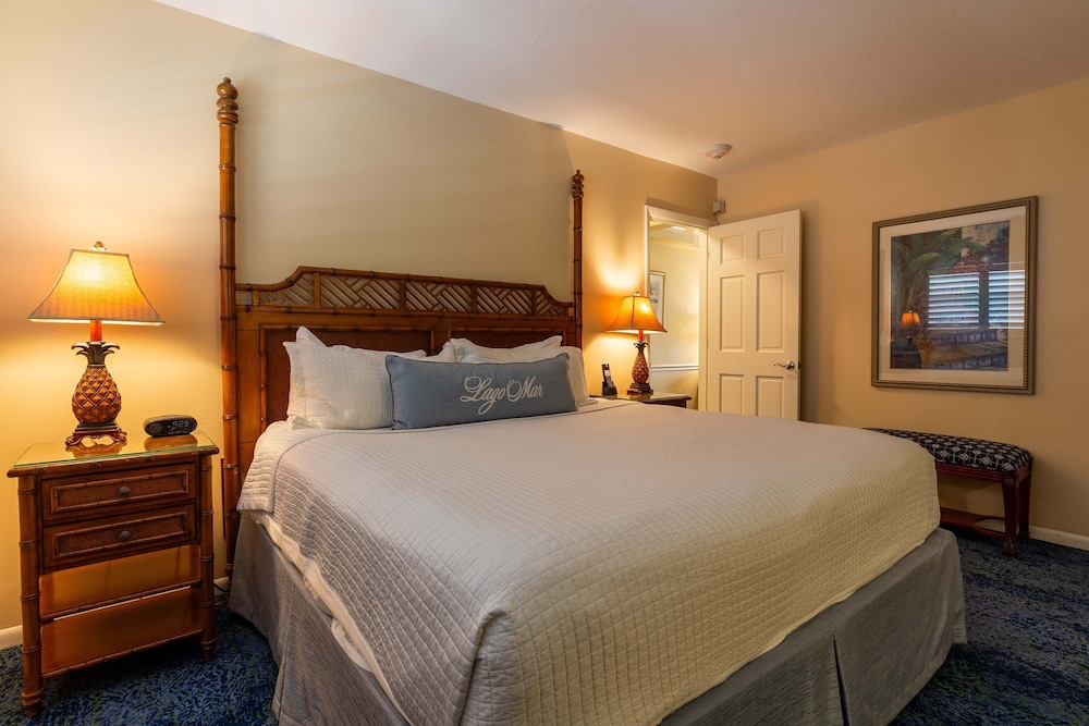 Premium Suite, 1 Bedroom, Non Smoking, Partial Ocean View photo 3