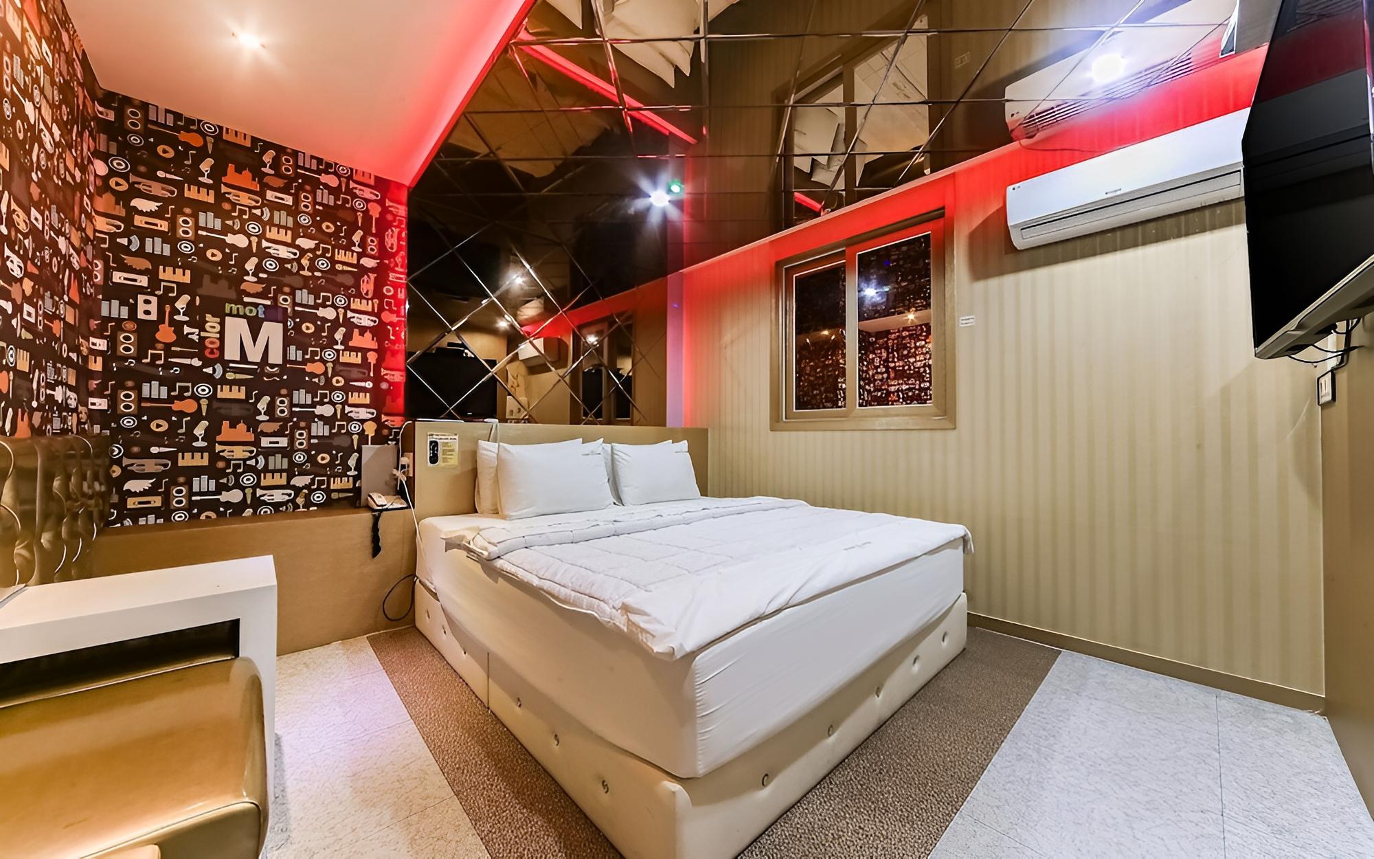 Room (VIP (Netflix available/Design concept) - Photo 2