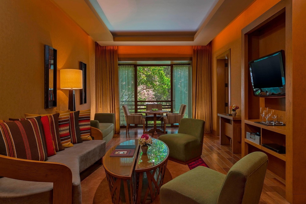 Suite, 1 Bedroom photo 1