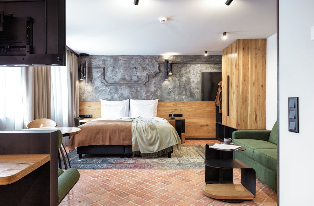 Junior Suite - Photo 1