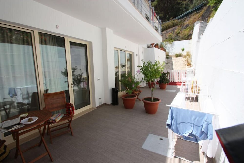 Basic Double Or Twin Room (Samba Con Tiro Fisso) photo 2