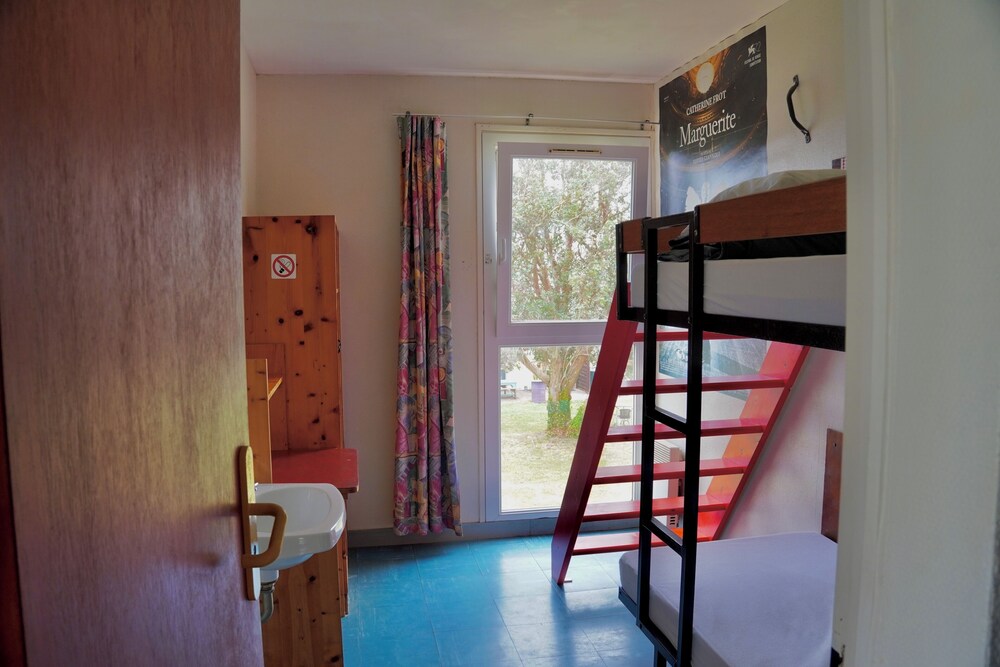 Shared Dormitory, Male Only (Bed in 3) photo 3