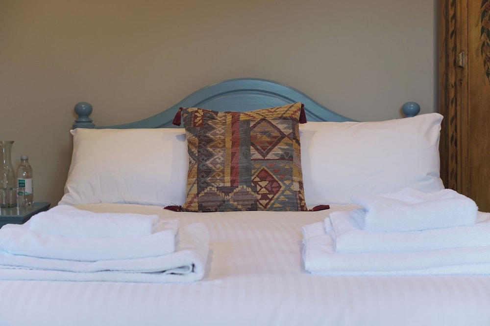 Double Room, Non Smoking, Private Bathroom (Room 5) photo 1