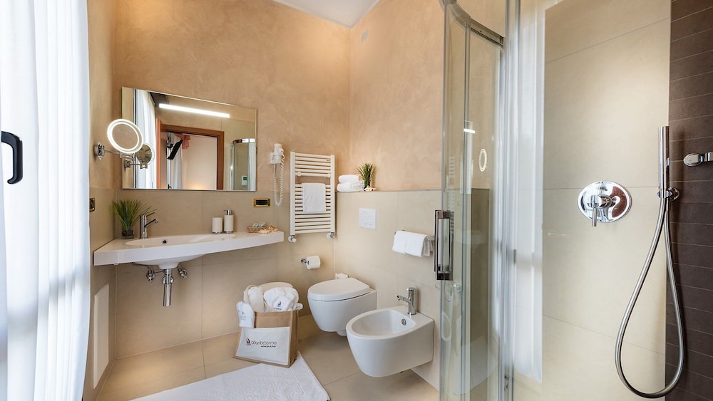 Comfort Double or Twin Room photo 2