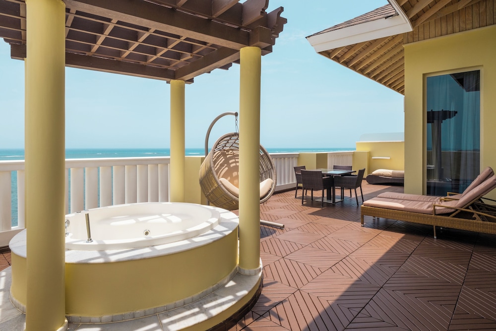 Suite, Oceanfront (penthouse, Butler Service)