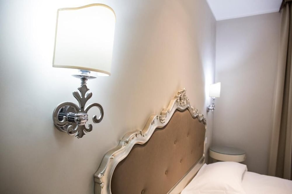 Superior Room - Photo 6