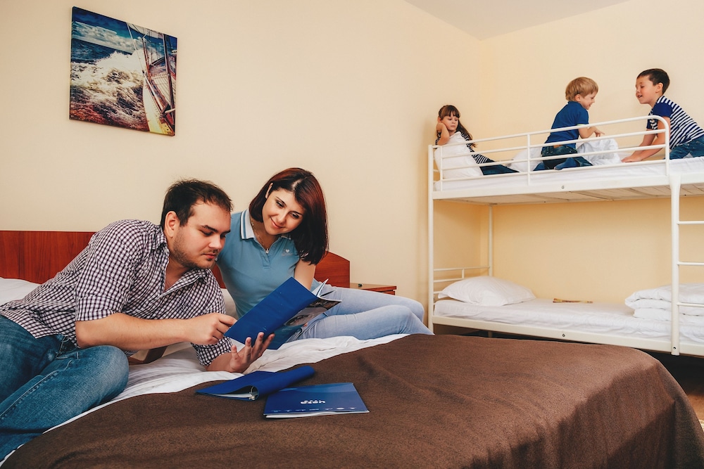 Family Quadruple Room photo 2