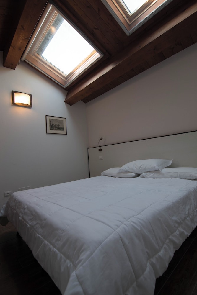 Classic Double Or Twin Room photo 1