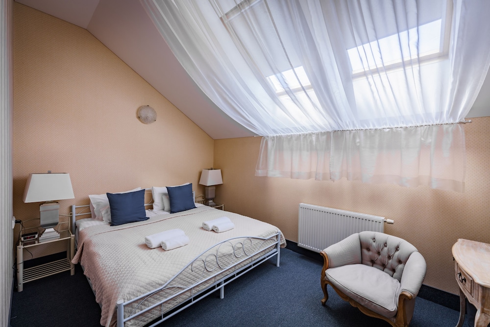 Deluxe Studio Suite photo 1