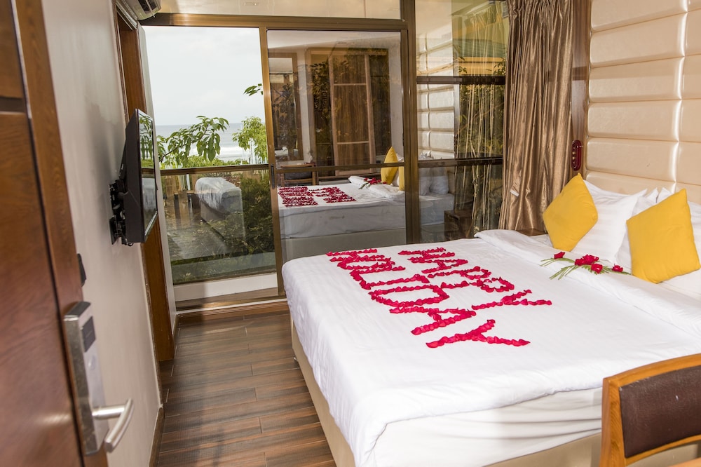Grand Room, Balcony, Sea View