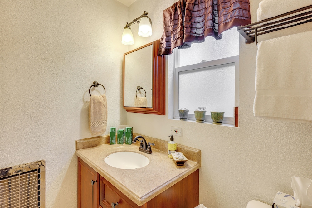 House (2 Bedrooms) photo 3