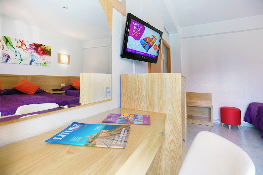 Double Room, Terrace (3 Adults) photo 3