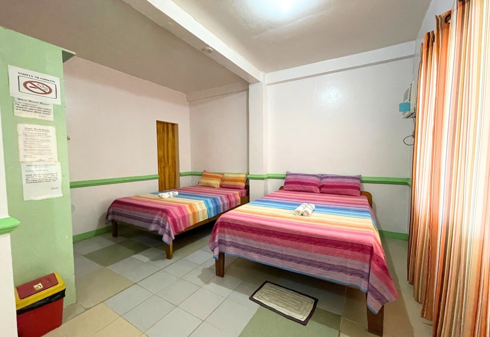 Standard Quadruple Room photo 2