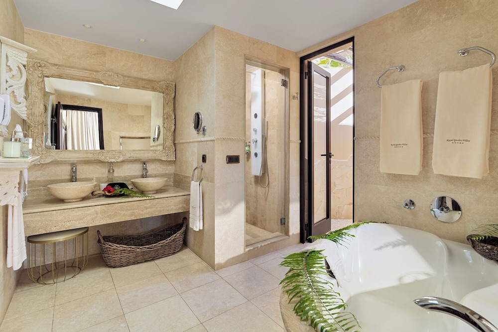 2 bedroom Princess Villa (with private heated pool)