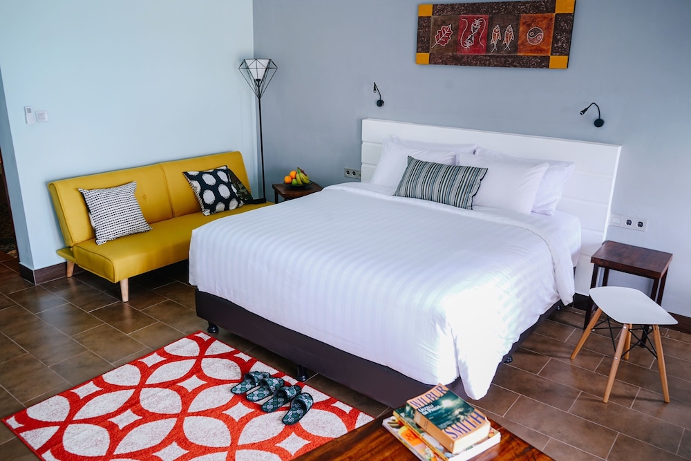 Deluxe Room, 1 King Bed, Private Pool, Mountain View photo 3