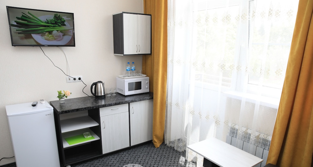 Family Room, 1 Double Bed with Sofa bed, Microwave photo 3