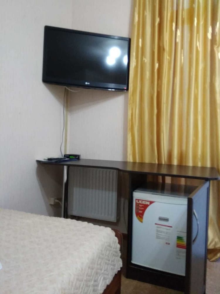 Standard Triple Room photo 2