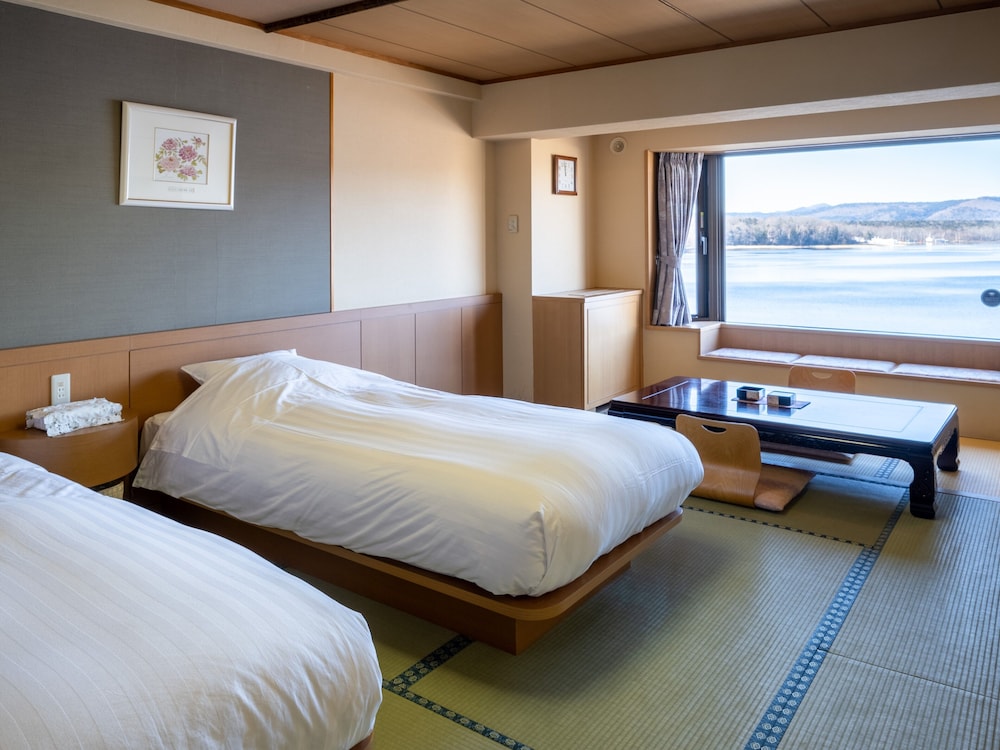 Japanese Style Twin Bed Room, Lake View, Non Smoking photo 1