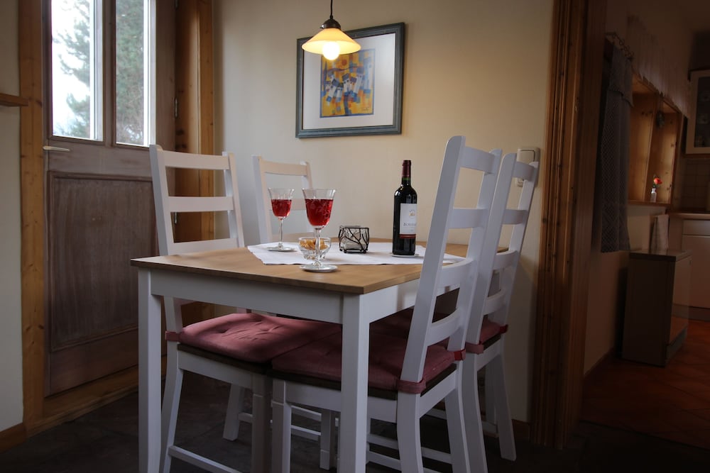 Romantic Townhome, 2 Bedrooms, City View photo 3