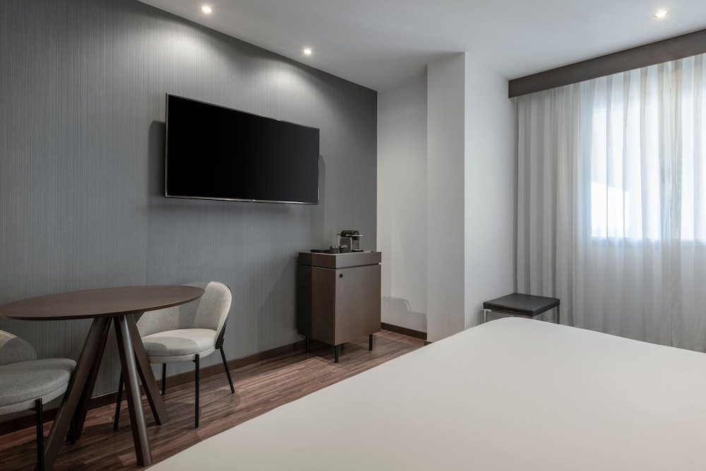 Superior Room, 1 King Bed with Sofa bed