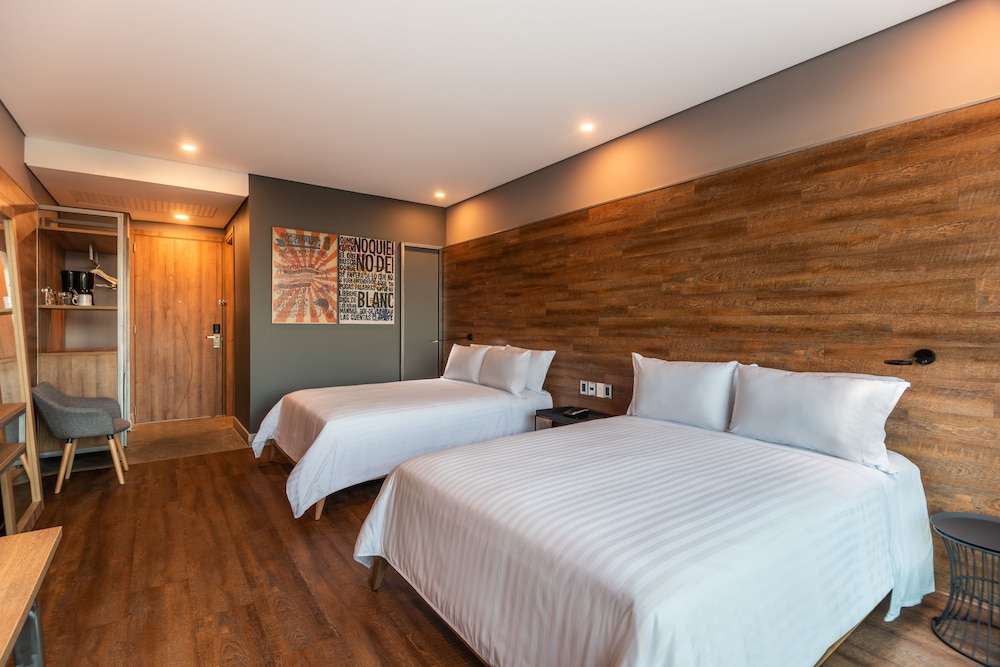 Standard Twin Room photo 2