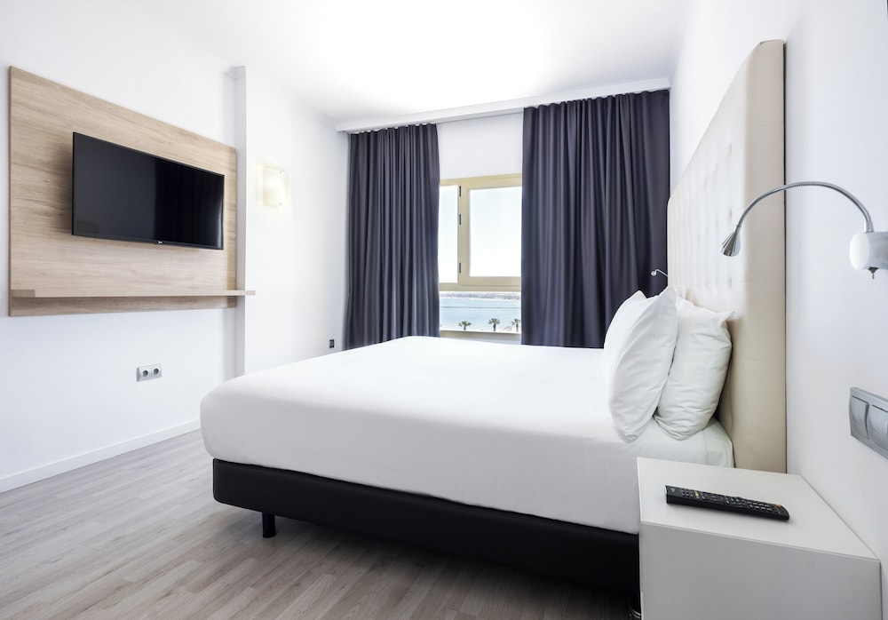 Junior Suite - Photo 1