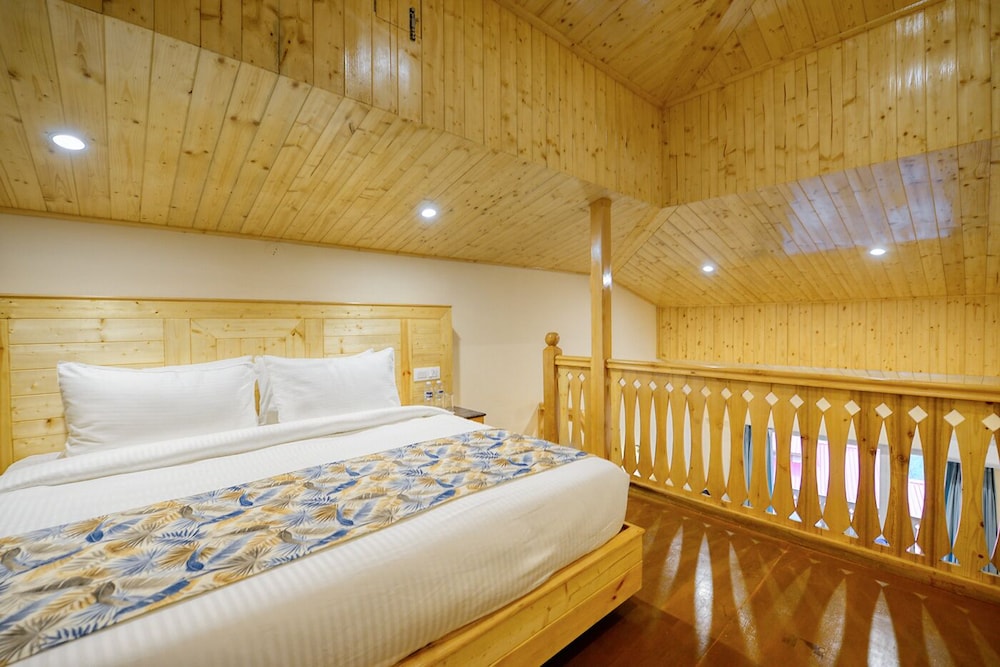 Family Room - Photo 1