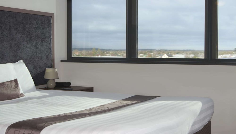 Apartment, 1 King Bed, Non Smoking photo 2