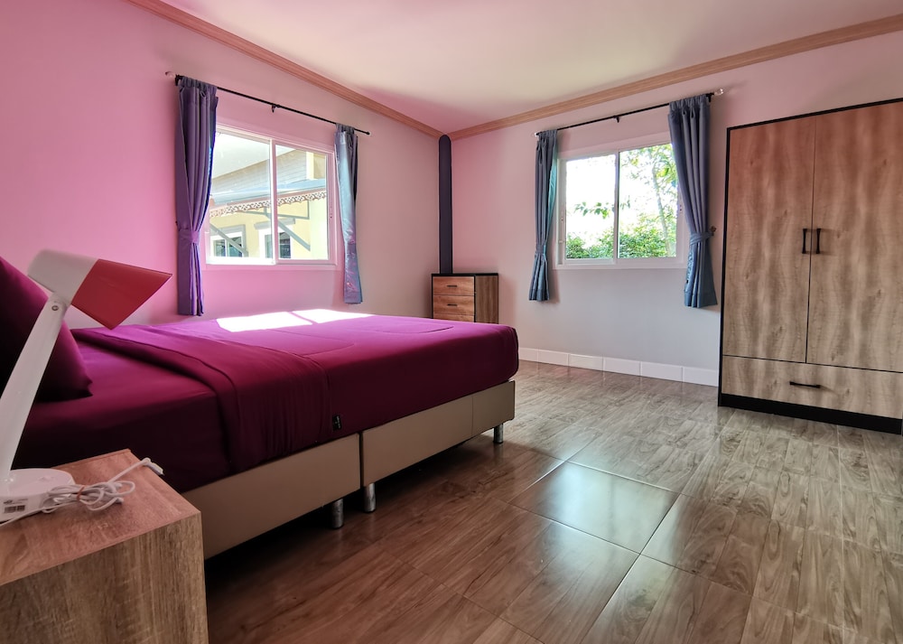 2-Bedroom photo 1