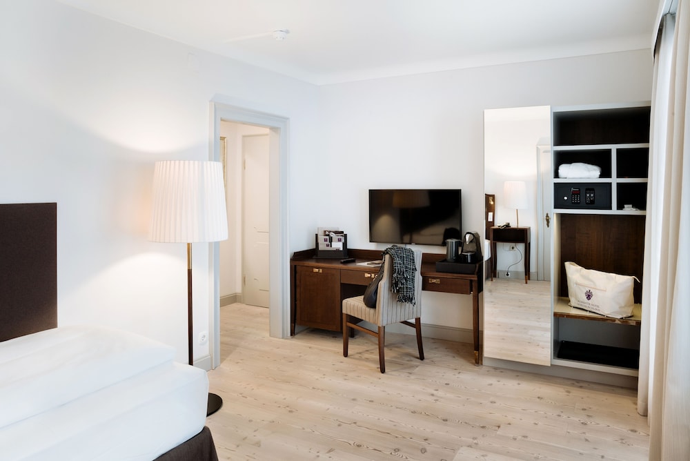 Deluxe Single Room, Balcony photo 2