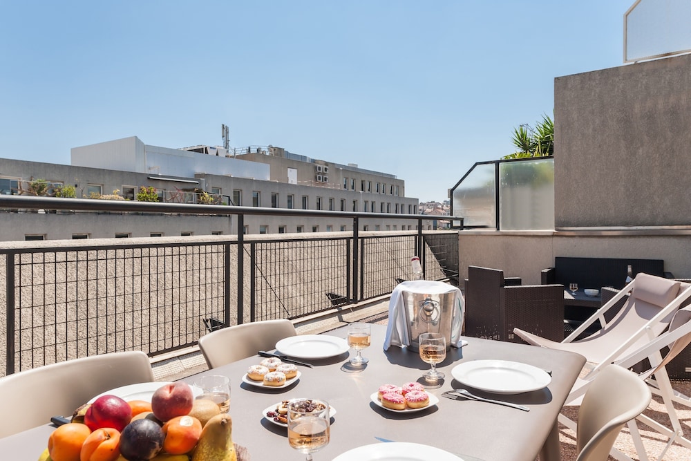 Apartment, Terrace - Photo 7