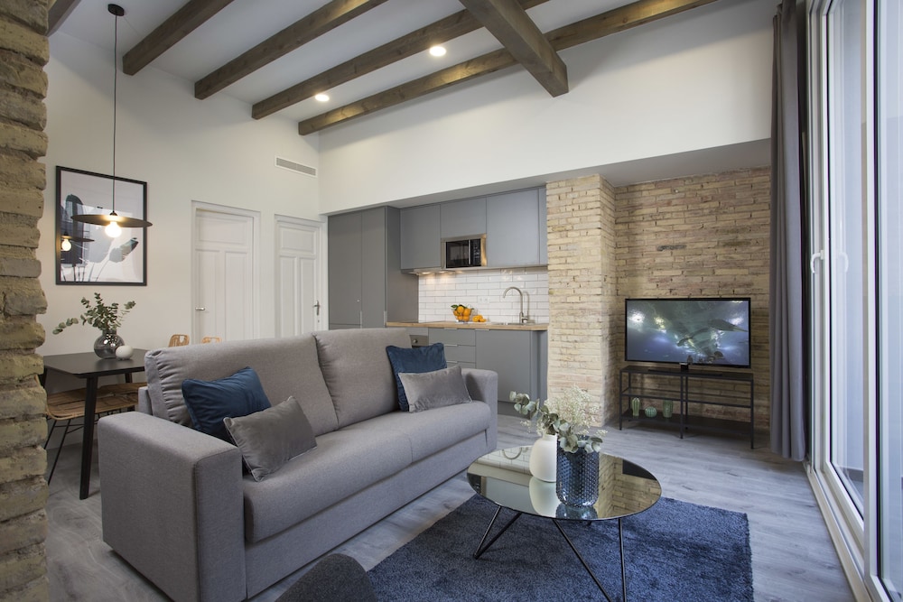 Apartamento, 1 habitación, planta baja (Parque Central IV)
