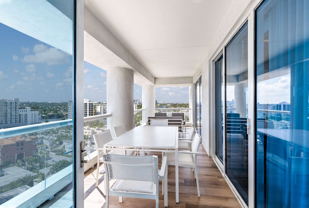 Suite, 2 Bedrooms (Intra/Ocean Residence)