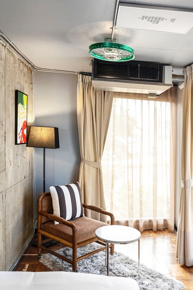 Executive Suite photo 2