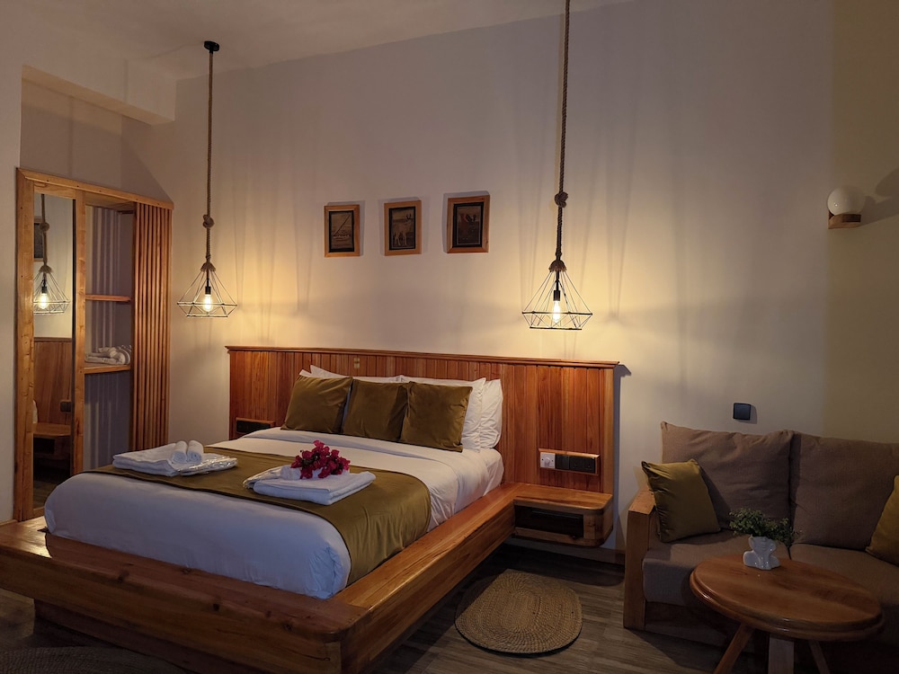 Superior King Room