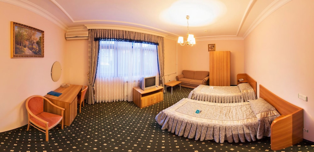 Standard Double or Twin Room photo 3
