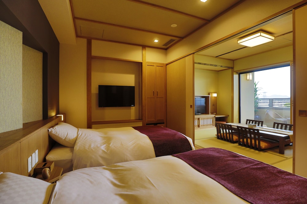 Main building, Japanese Western Style Room with Private Open-air Bath - Photo 4