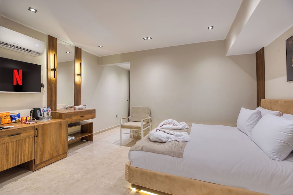 Deluxe Double Room, Balcony, Mountain View