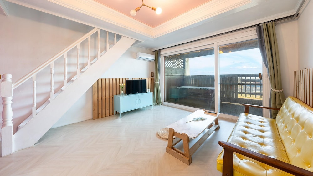 Basic Room, 1 Bedroom (sarang2) - Photo 1