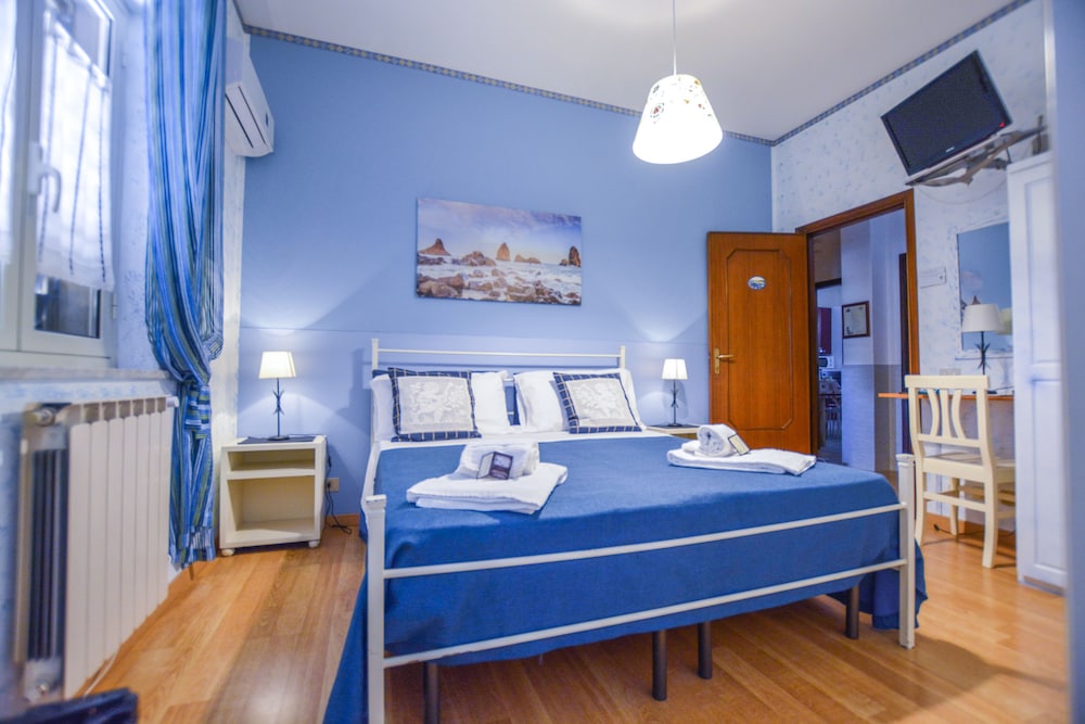 Double Room, 1 Bedroom, Non Smoking (Blue) photo 2