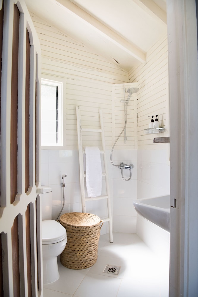 Honeymoon Cabin photo 3