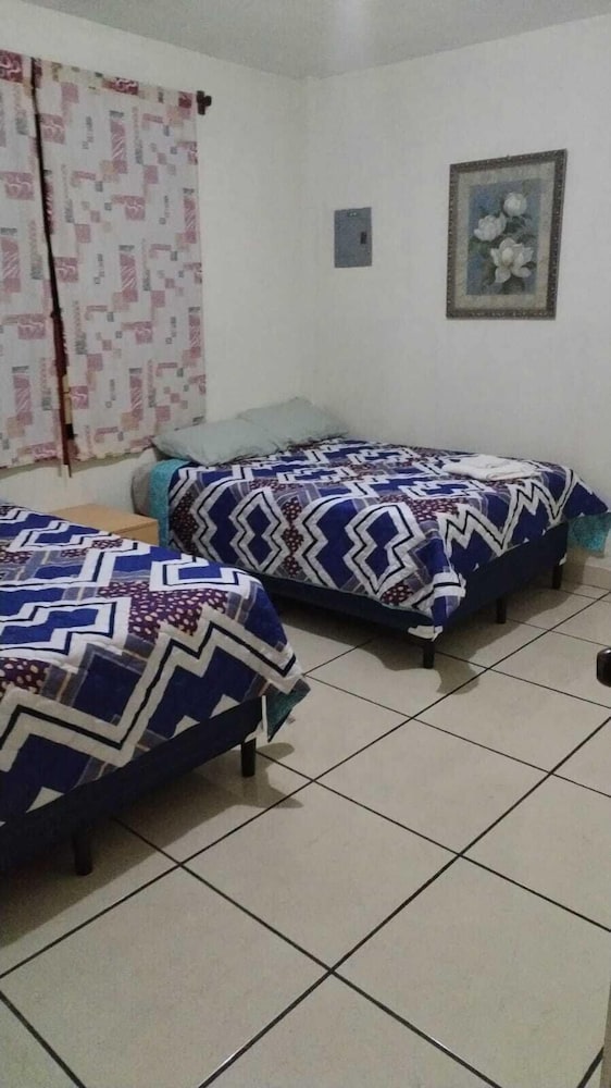 Basic Shared Dormitory, Multiple Bedrooms, Kitchen photo 3