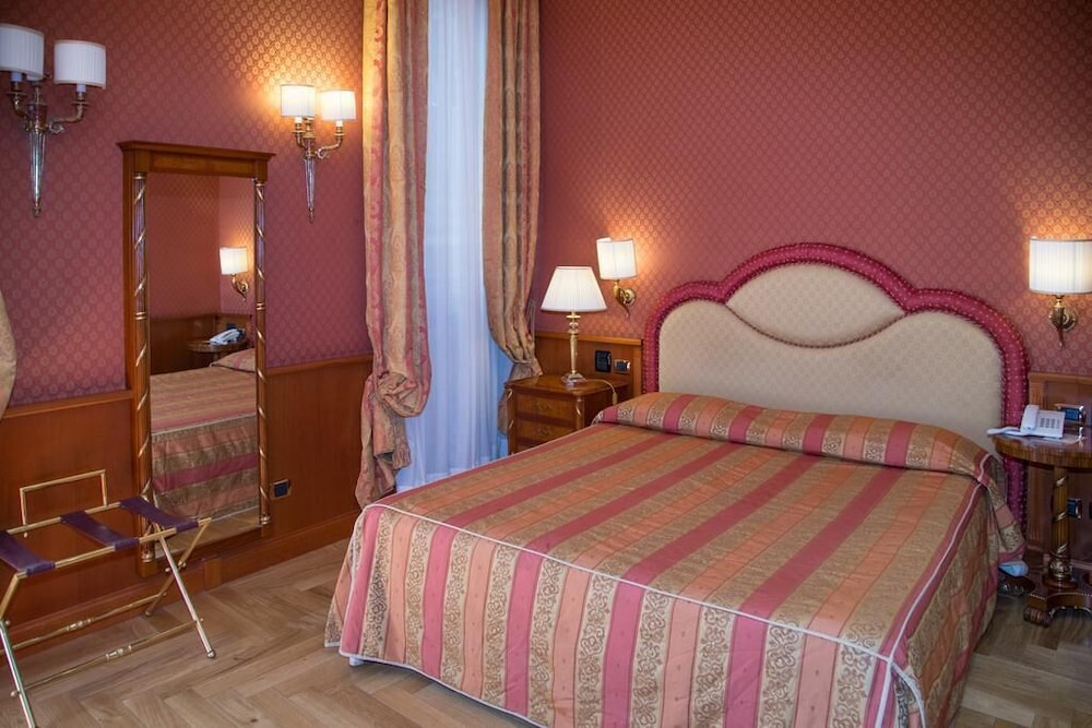 Comfort Double or Twin Room