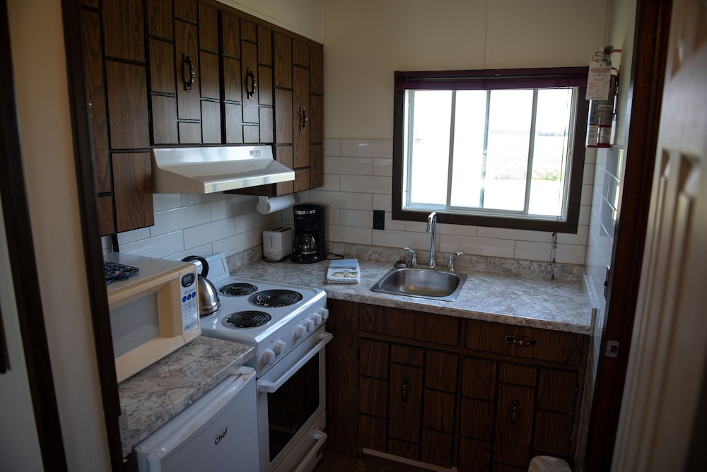 Room, 2 Double Beds, Kitchenette photo 3