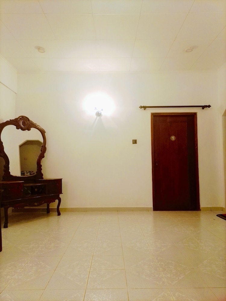 Apartment photo 1