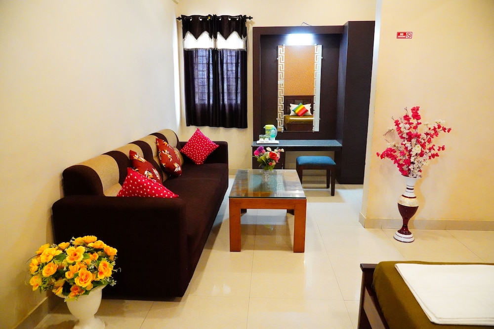 Standard Suite, Multiple Beds