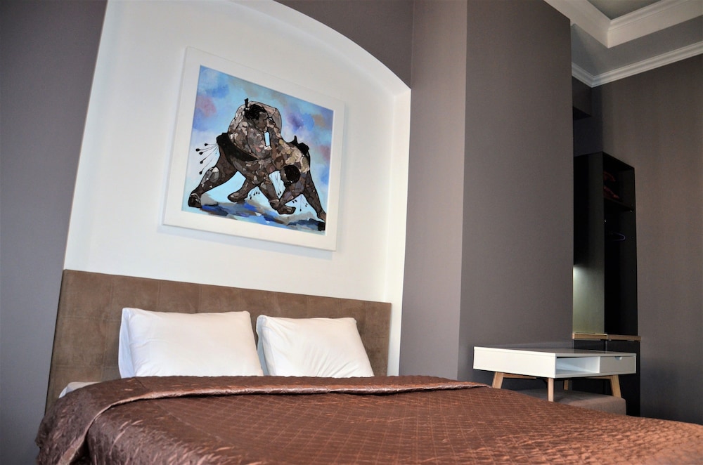 Premium Double Room, 1 King Bed, Kitchenette, Executive Level